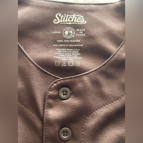 Boy’s Brown Camo MLB Yankees Baseball Jersey - Picture 3 of 4